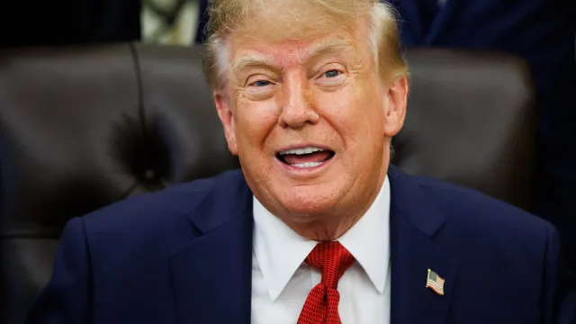 
                    Trump acusa parte da imprensa de representar uma 