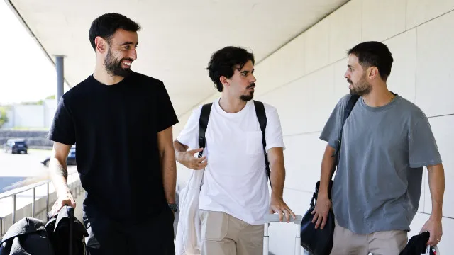 
                    'Era' Jesus na seleção começa com 25 jogadores e trabalho de recuperação
                