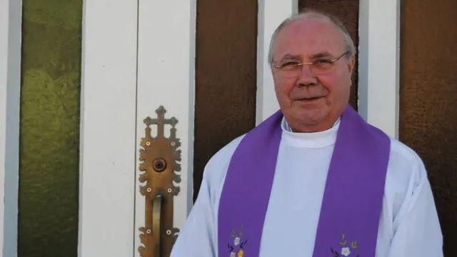
                    Morreu o Monsenhor Domingos Ferreira de Araújo, antigo pároco das Caxinas
                