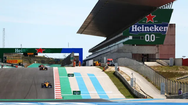 
                    Corrida aos bilhetes para o GP de Portugal. Só há uma bancada disponível
                