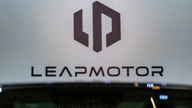 
                    Chinesa Leapmotor já vende mais do que japoneses bem conhecidos
                