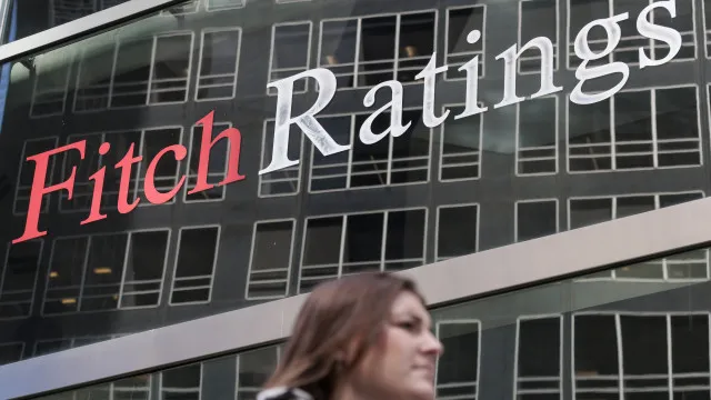 
                    Agência Fitch melhora 'rating' dos Açores para BBB+
                
