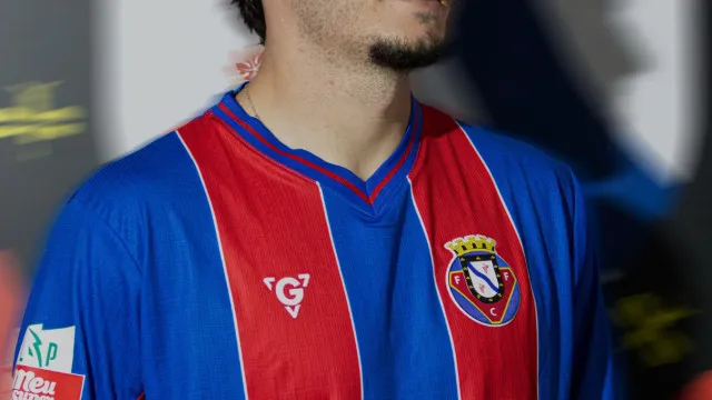 Oficial: Ex-FC Porto e Sp. Braga reforça Felgueiras como jogador livre