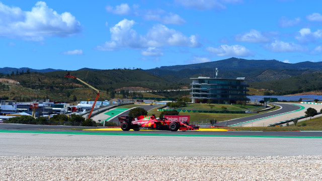 Esgotados os primeiros bilhetes para o GP de Portugal. Mas há boa notícia