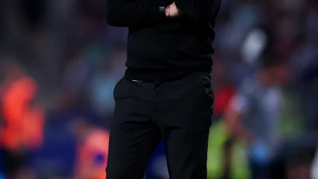 
                    Lesão testa miolo do Benfica e Marco Silva fica com dilema por resolver 
                
