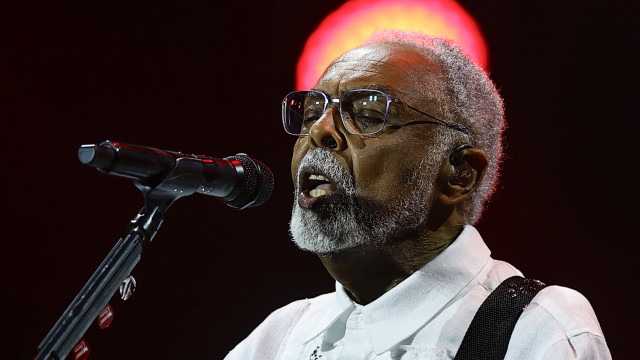 Gilberto Gil deseja vitória de Lula e vê em Flávio Bolsonaro