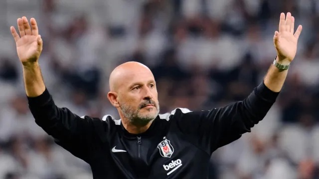 Alternativa a Marco Silva assume: "Tive uma grande conversa com Benfica"