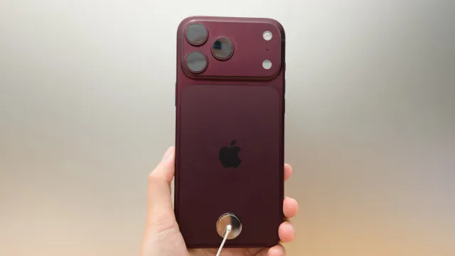 Apple diz que vai corrigir erro de software que bloqueia iPhone 18 Pro