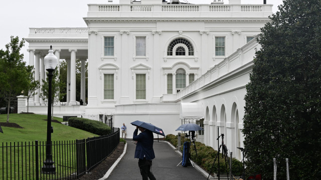 Casa Branca nega acesso a CNN e Politico, apesar de ordem judicial