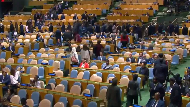 
                    Dezenas boicotam discurso de Netanyahu na ONU. 