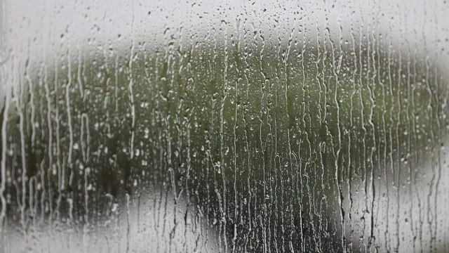 Tempestade Gonzalo inunda ruas na ilha cabo-verdiana do Sal