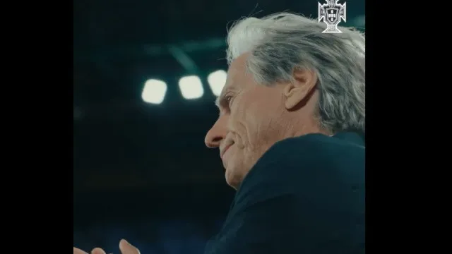 
                    Sabe ou não sabe o hino? Jorge Jesus dá nas vistas no jogo da seleção
                