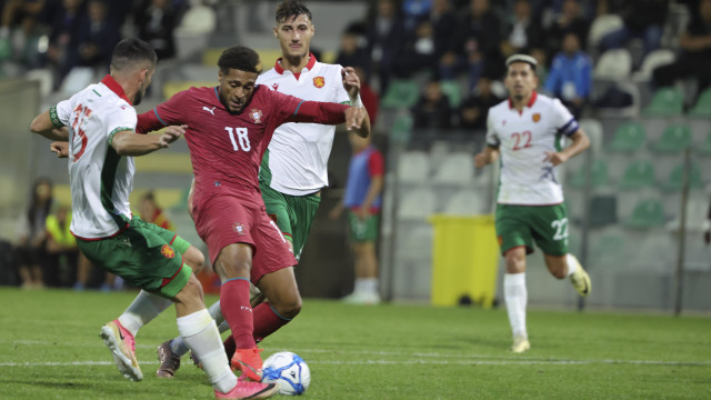 Portugal cai com estrondo na Bulgária e adia apuramento para o Europeu
