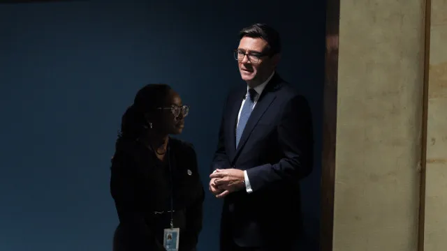 
                    Burnham fecha porta a eleições antecipadas: 