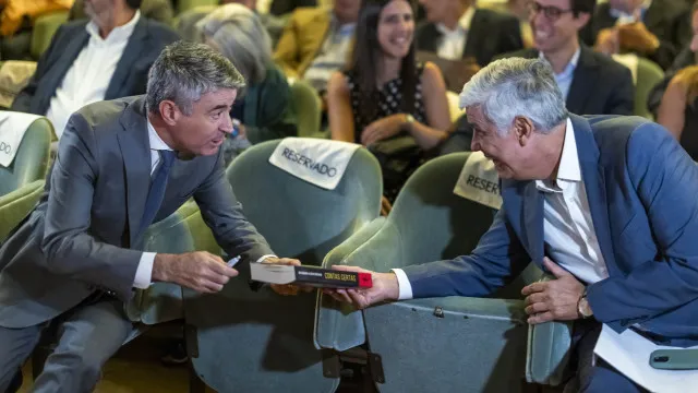 Regresso à política? Centeno faz “jus a não dizer nunca nunca”
