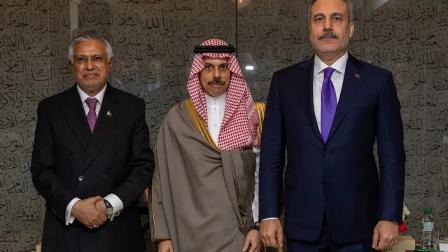 
                    Arábia Saudita, Turquia e Paquistão? Acordo de defesa 
