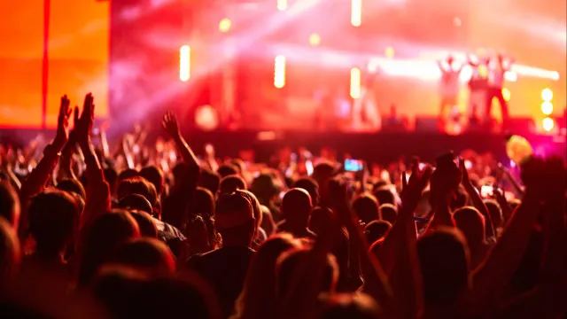 
                    Cerca de 60 artistas atuam entre hoje e sábado no Festival MIL em Lisboa
                