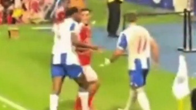 Samu em apuros. Benfica quer suspensão do espanhol por agressão a Bah