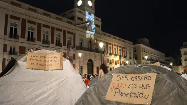 
                    Centenas em Madrid sem data para terminar protesto pela habitação
                