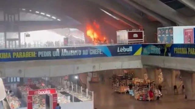 
                    Incêndio em carrinha de comida no Oriente provoca um ferido
                