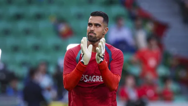 
                    Guarda-redes Diogo Costa chega às 50 internacionalizações
                