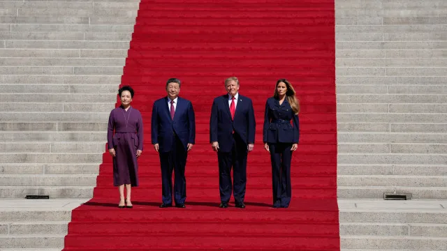 China quer diálogo com EUA para IA "orientada para o bem comum"