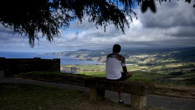 
                    Açores registam menos 100 mil passageiros desde a saída da Ryanair
                