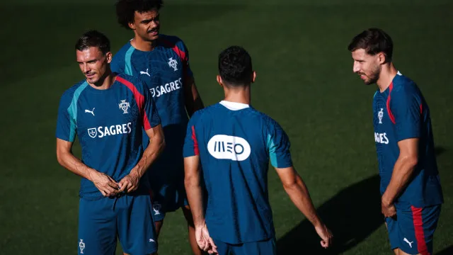 
                    Seleção portuguesa treina em Malmo com Conceição em dúvida
                