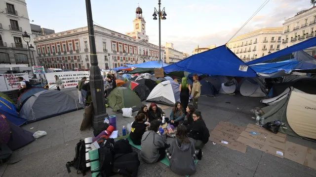 
                    Acampamentos e concentrações pela habitação em Espanha mantêm-se
                