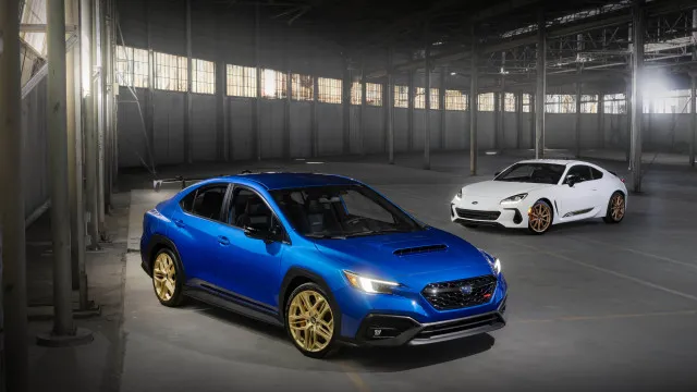 
                    Os dois novos Subaru com motor boxer e caixa manual
                