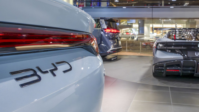 Baterias de estado sólido chegam a um carro da BYD no próximo ano