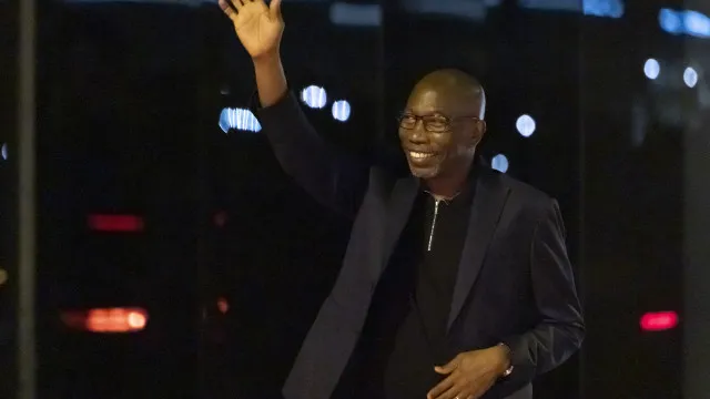 
                    Líder do PAIGC pondera candidatura às presidenciais na Guiné-Bissau
                