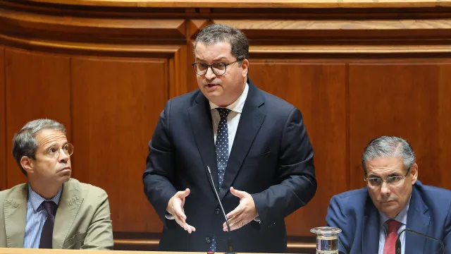 OE? Governo saúda provável abstenção do PS: "Muito positiva"