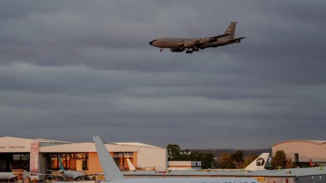 
                    Israel e EAU querem reforçar cooperação após incidente no voo da FlyDubai
                