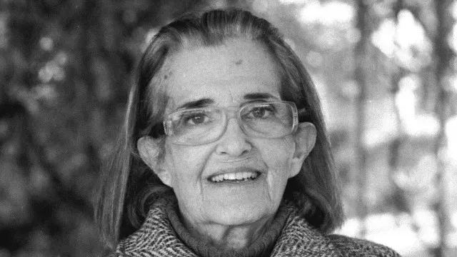 
                    Atriz e cantora lírica Helena Afonso morre aos 78 anos
                