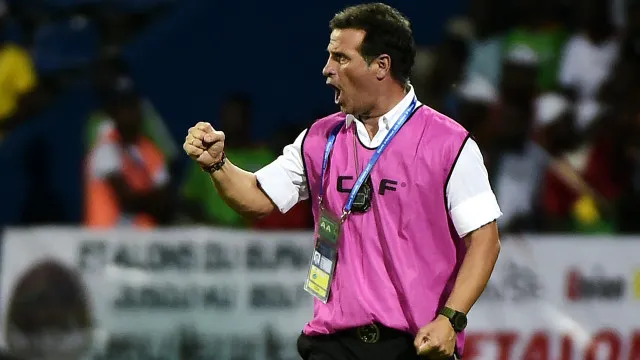 
                    Guiné Conacri, de Paulo Duarte, vence Quénia na qualificação para CAN2027
                
