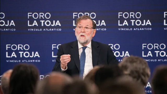 
                    Ex-presidente do governo espanhol Mariano Rajoy defende eleições já
                
