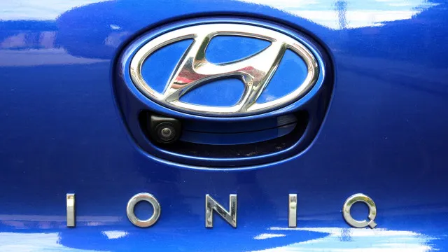 
                    Gama elétrica da Hyundai deverá expandir-se. Novos SUV Ioniq na calha
                