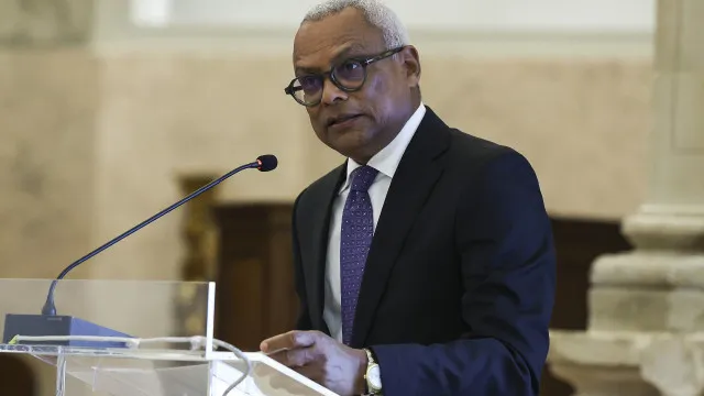 
                    José Maria Neves quer ser reeleito para debater Cabo Verde 2050
                