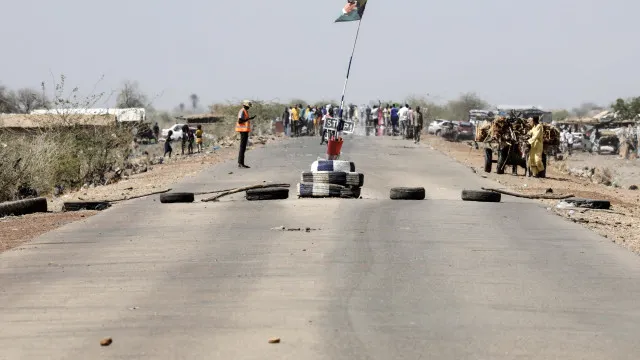 
                    ONG denuncia execução de mais de 25 civis no centro do Sudão
                