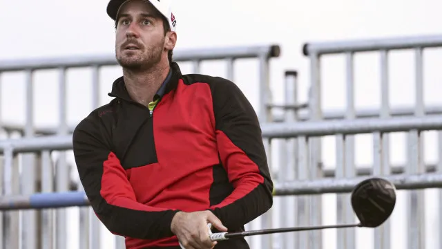 
                    Tomás Melo Gouveia termina em 16.º o Abu Dhabi Challenge
                