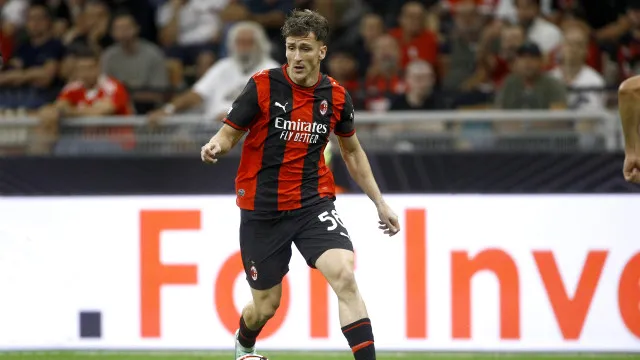 Mais uma baixa por lesão no AC Milan gera nova dor de cabeça para Amorim