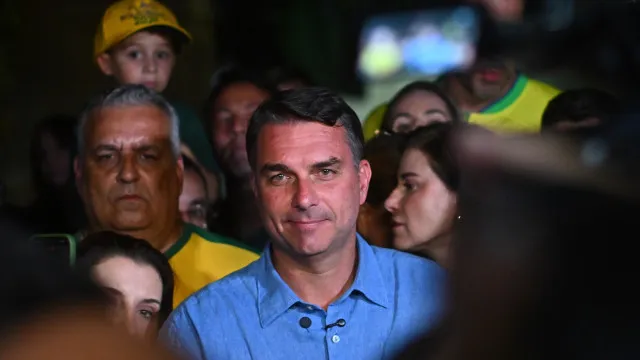 Responsável de campanha de Flávio diz que não haverá "vingança" ao STF