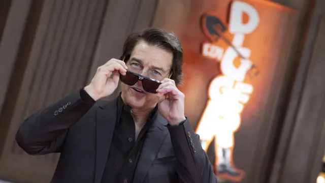 
                    Novo filme de Tom Cruise retirado dos cinemas de Macau e Hong Kong
                