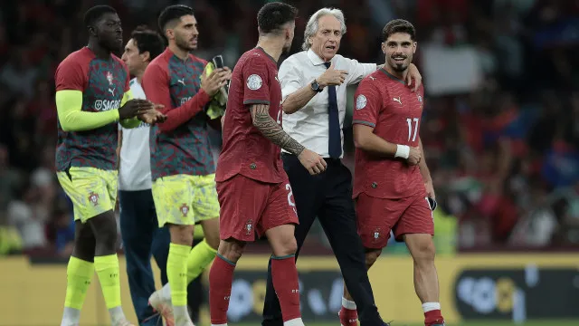 
                    Portugal sobe ao 5.º lugar do ranking da FIFA. Espanha mantém liderança
                