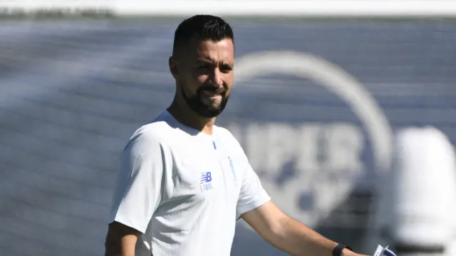 Duas baixas confirmadas nos planos de Farioli para o FC Porto-PSV