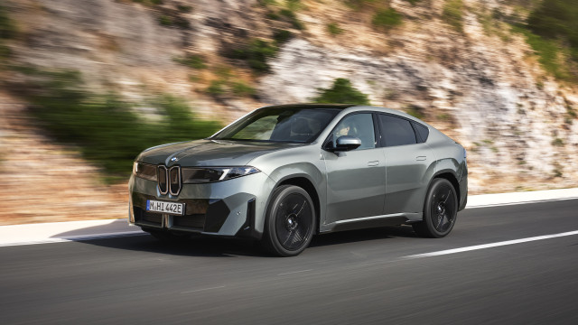 Revelado o BMW iX4. É o sucessor elétrico do X4 (Foto: Reprodução)