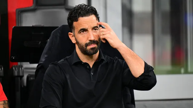 
                    De Ramos à experiência no United. Ruben Amorim 'abre o livro'
                