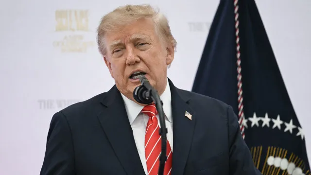 
                    Trump afasta hipótese de ataque ao Irão antes das eleições intercalares
                