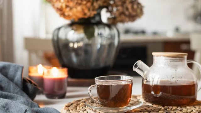 Quer dormir melhor? 6 chás que deve beber antes de ir para a cama